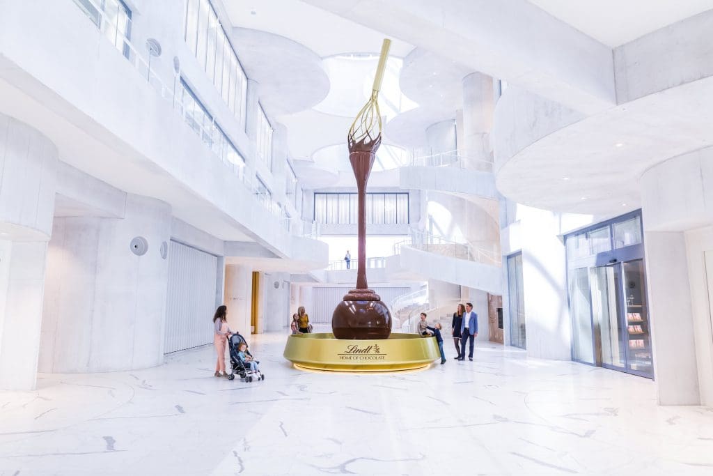 world's largest chocolate fountain