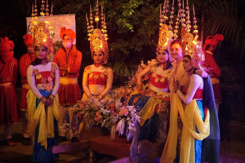 Loy Krathong Festival celebrated in New Delhi 1 Loy Krathong Festival
