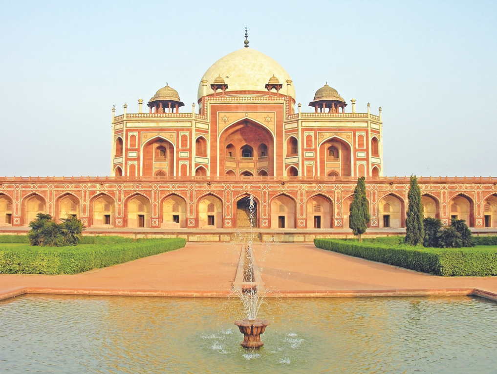 Ancient monuments to visit in India  Humayun’s Tomb 