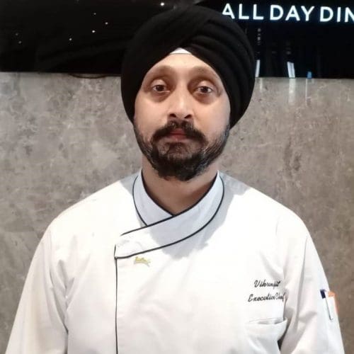 Superb Khajoor Aur Till ke Ladoo for Navratri by Chef Vikramjit Singh Ahluwalia 1 Khajoor Aur Till ke Ladoo for Navratri by Chef Vikramjit Singh Ahluwalia, Radisson Gurugram, Udyog Vihar