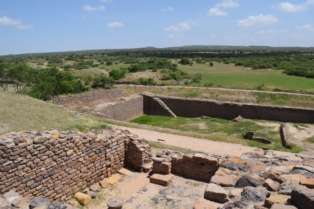 DHOLAVIRA SITE 24 7 unique historical sites in India that will leave you in amazement and awe!