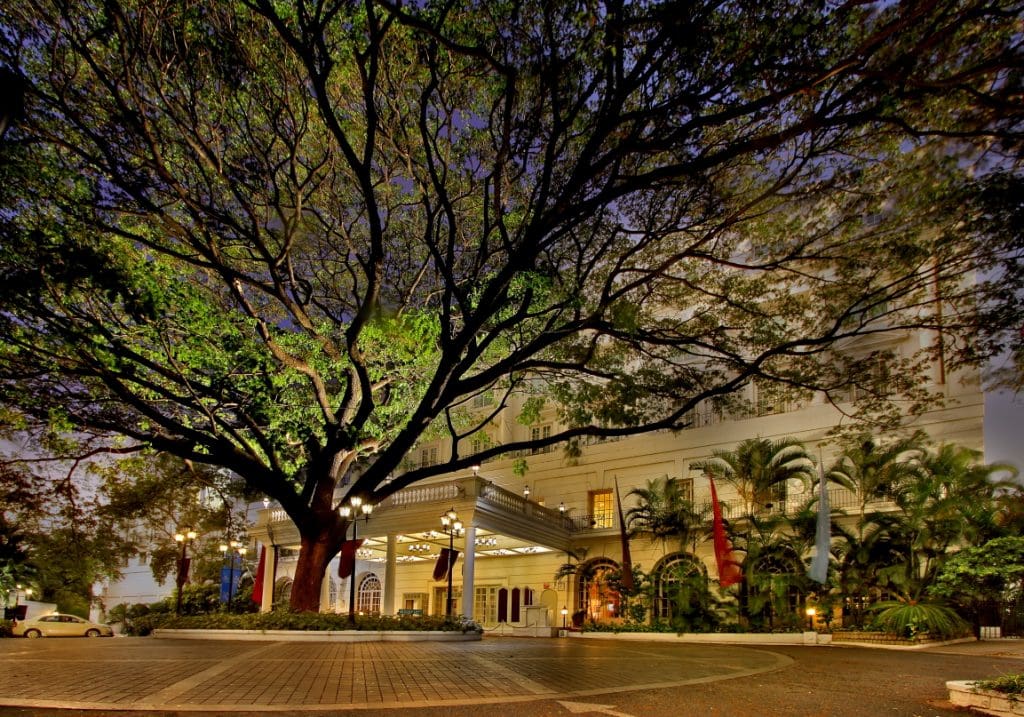 Driveaway Approach Front Facade ITC Windsor ITC Windsor, world's first hotel to achieve LEED Zero Carbon Certification