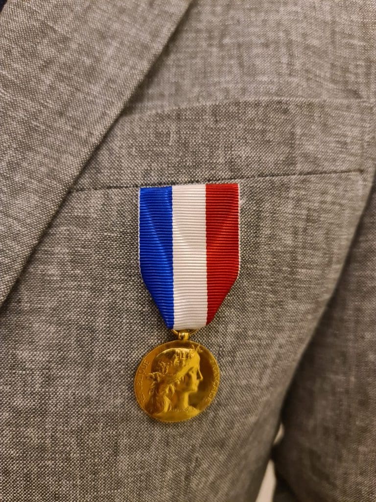 Sylvain Laroche bestowed with the Medal of Honor by the Ministry of Europe and Foreign Affairs 1 Medal of Honor Sylvain Laroche bestowed with the Medal of Honor by the Ministry of Europe and Foreign Affairs