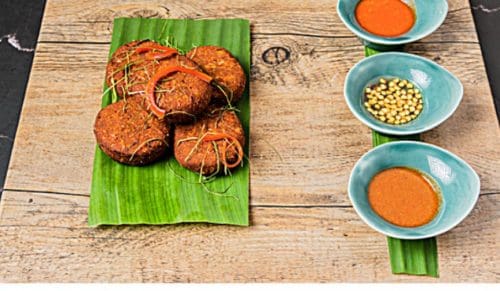 Try your hand - 20 most popular dishes at Indian weddings 17 THORD MAN KHAO PHOD Try your hand - 20 most popular dishes at Indian weddings