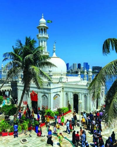 Mumbai 03 2016 13 Haji Ali Dargah Mumbai Diaries - 7 cool experiences you cannot miss