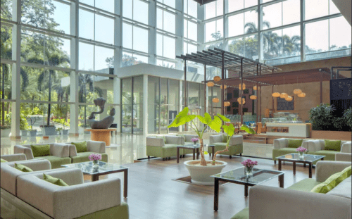 Radisson Blu Plaza Hotel Hyderabad Banjara Hills