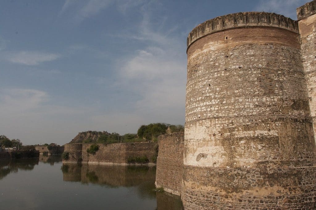 1199px Iron Fort Bharatpur India 4609963201 Beautiful lesser-known forts in Rajasthan to visit in 2022