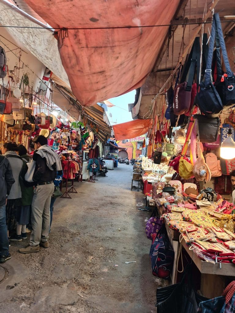 A-shopping-alley-in-Haridwar