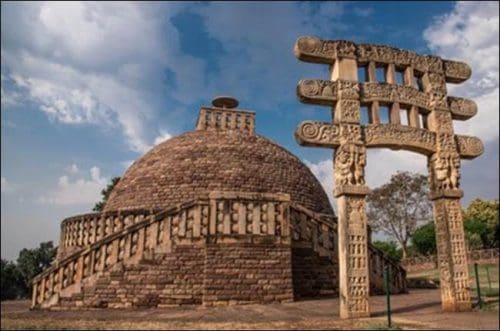   5 super places of historical interest 
 The Great Stupa of Sanchi, Bhopal  