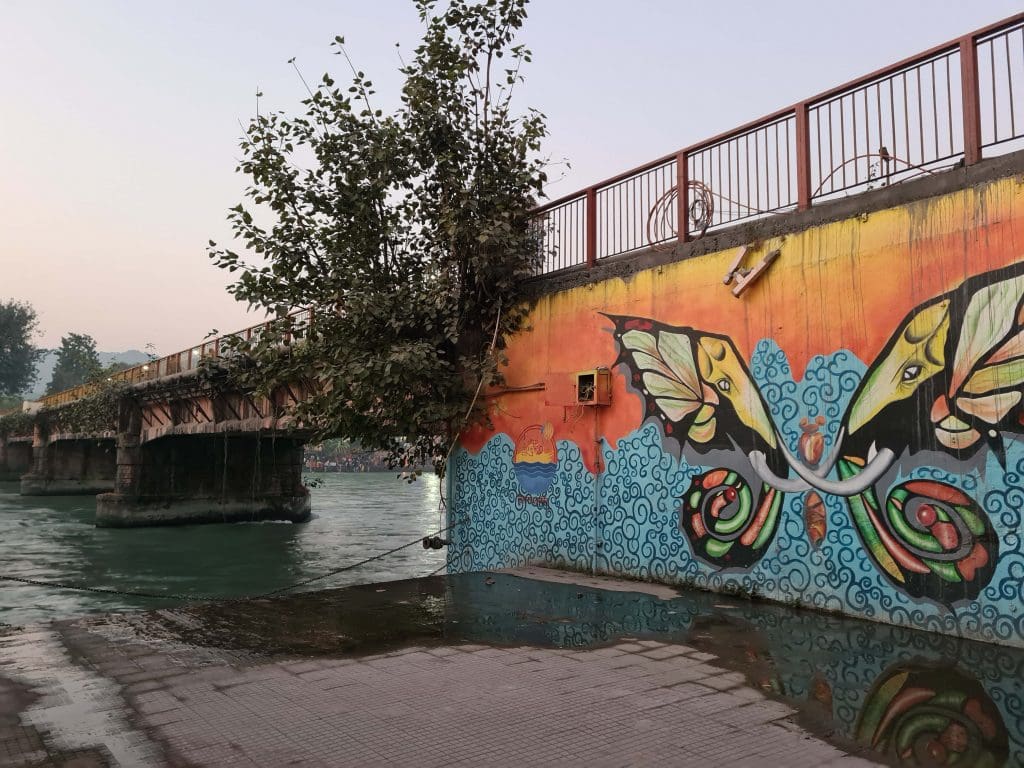 Visit Rishikesh and Haridwar
Wall-painting-of-an-abstract-butterfly-at-the-Ghats-Haridwar