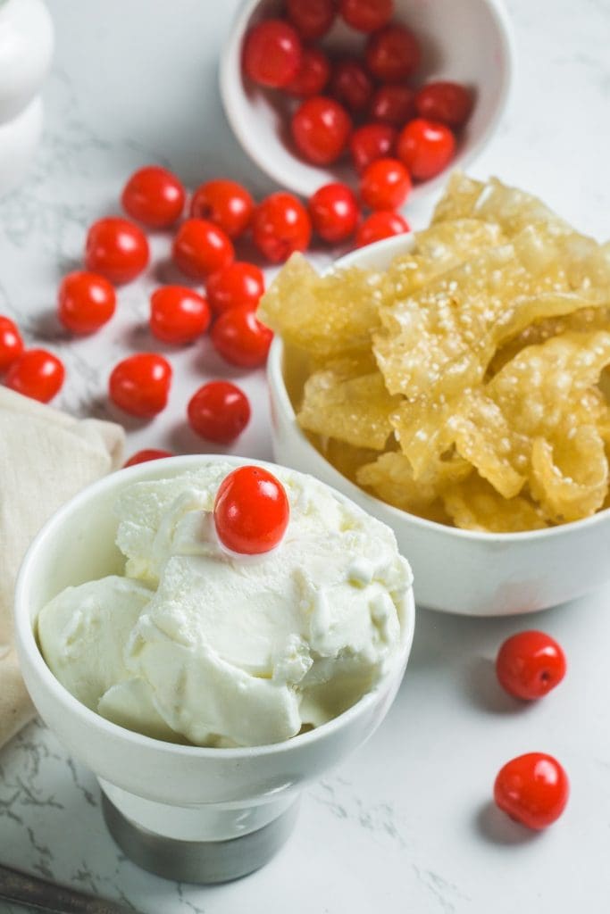 Valentine Special - Love is in the air for just the 2 of you! 30 Darshan With Vanilla Ice Cream