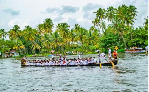 Kerala - snake boat