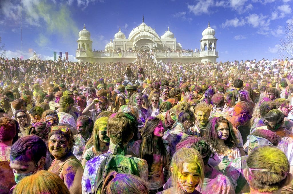 Vibrant Festivals and Fairs in March in India - Holi