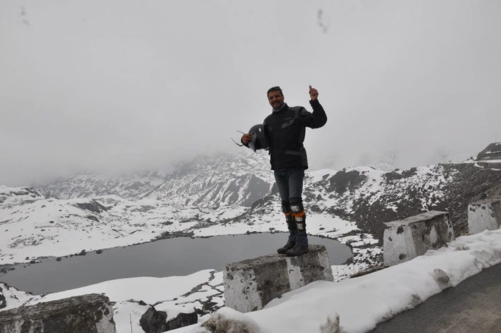  Tsomgo Lake en route to Nathu-la Pass