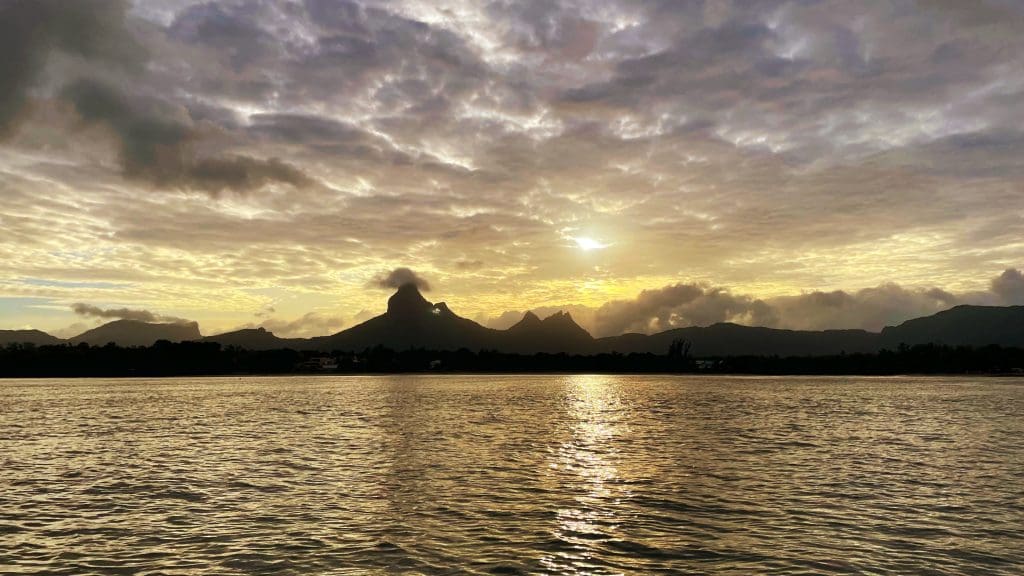 Incredible but true - artisanal sea salt harvesting in Mauritius, the last spot! 3 Sea salt harvesting in Mauritius - Riviere Noire