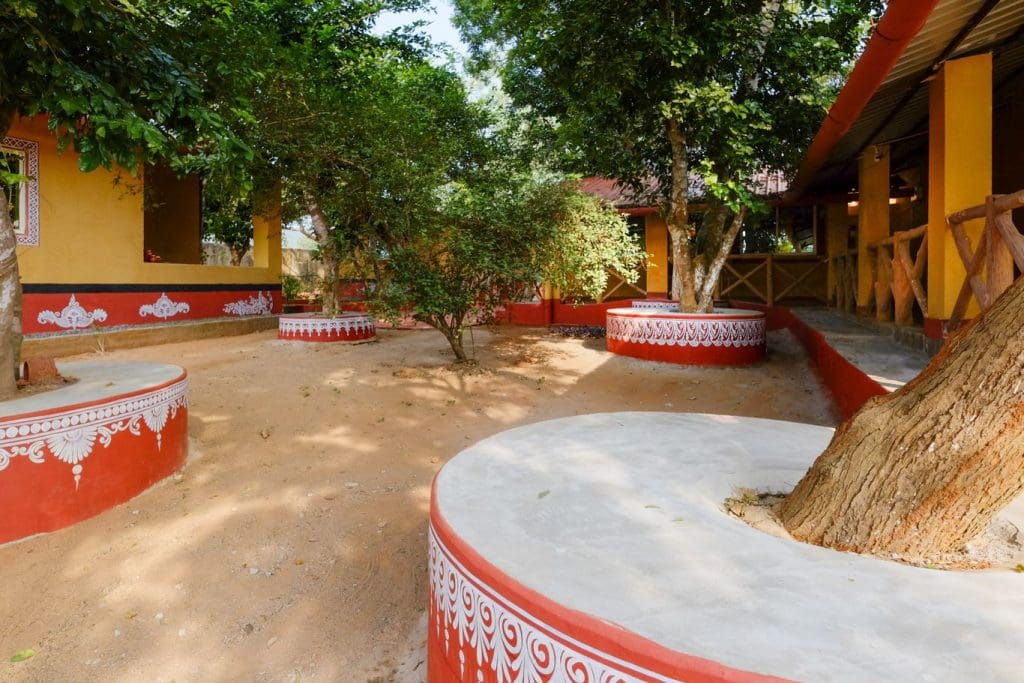 Svanir Wilderness Homestay amidst 1000 trees and wonderful tribal Santal lifestyle 6 Reflecting the Tribal Santal local art - Svanir Wilderness Homestay