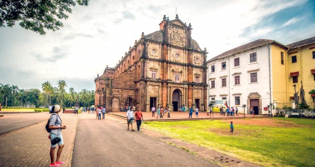 Beautiful churches - Basilica of Bom Jesus, Goa