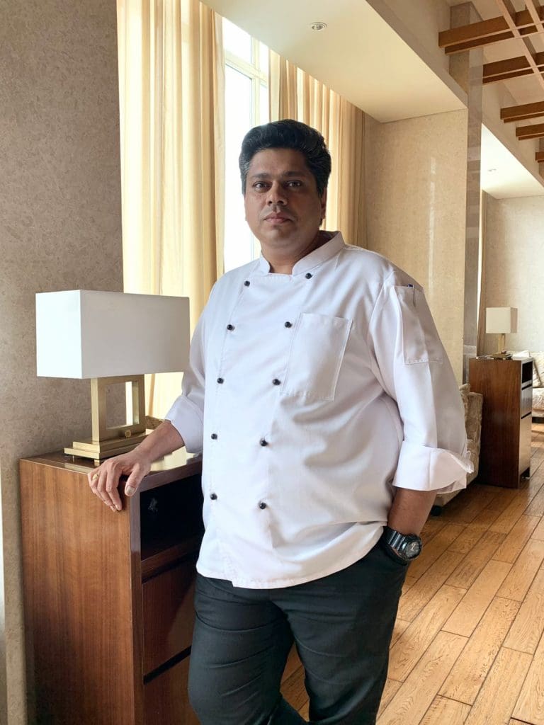Mr. Harshal Tamhaney Executive Chef DoubleTree by Hilton Pune Chinchwad Copy Cook up 2 super dishes - a healthy bowl for breakfast and the wow chocolate fix