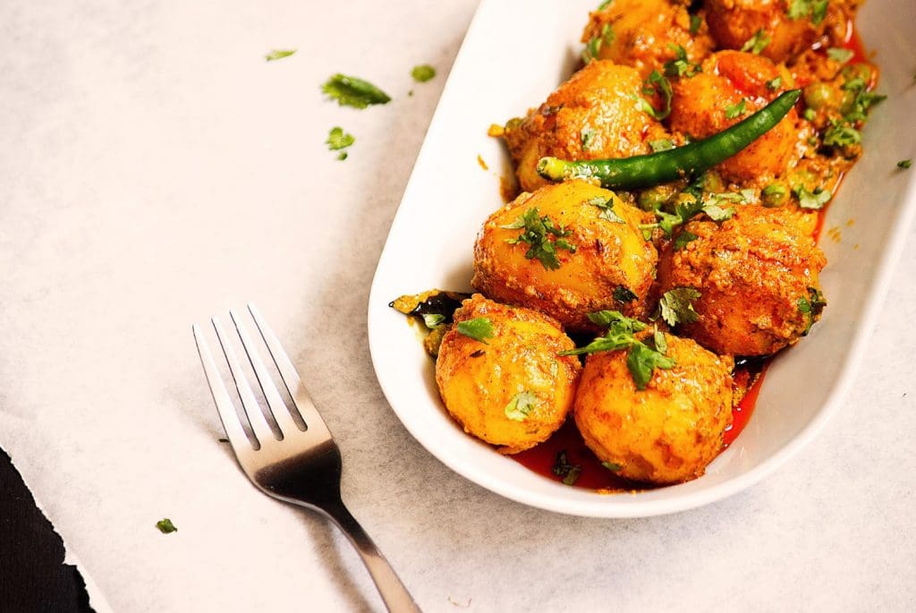 Bengali food - Alur Dom