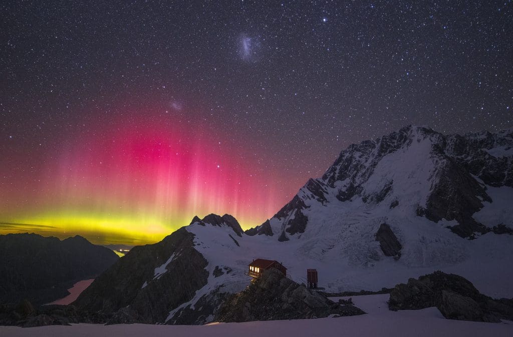 New Zealand -Aurora Australis Plateau Hut