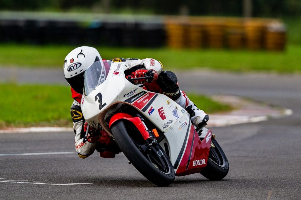 Big win by ace rider Rajiv Sethu - Indian National Motorcycle Racing Championship '22 2 Indian National Motorcycle Racing Championship