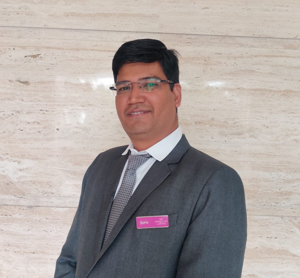 Sonu Khatod, Unit Finance Controller, Crowne Plaza New Delhi