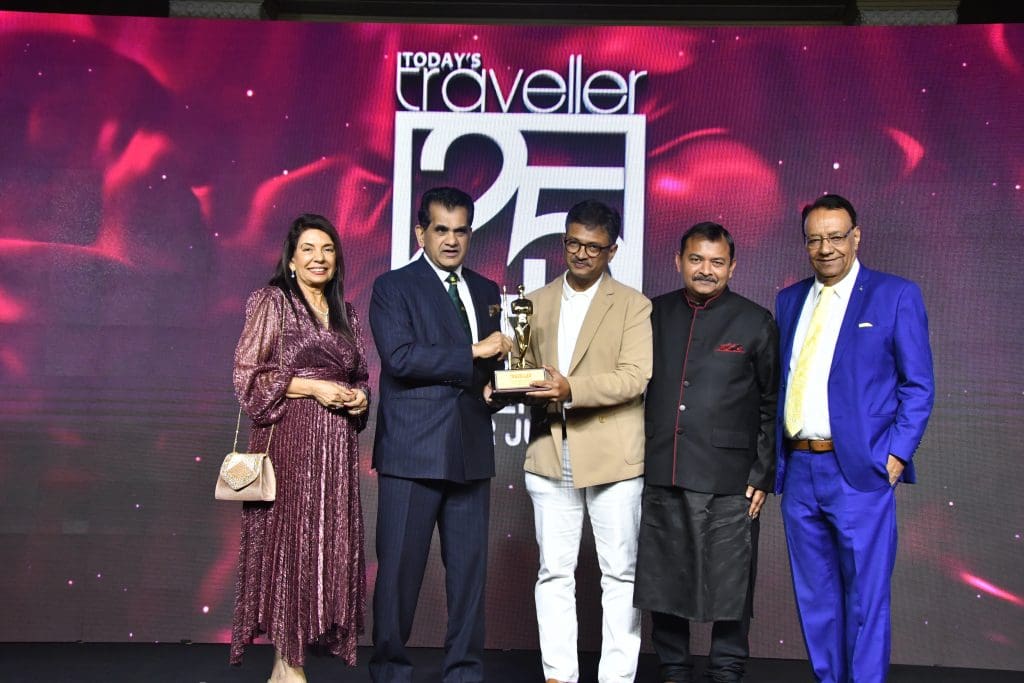 L to R: Kamal Gill, Executive Editor & Managing Director - Gill India Group, Amitabh Kant - G20 - Sherpa, Jai Thakore - Co-Founder and Director - SkyWaltz Balloon Safari, Samit Garg - President, EEMA & Co-Founder - E-Factor Experiences, Kewal Gill - Chairman - Gill India Group