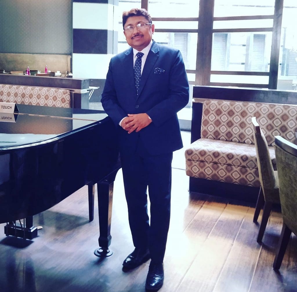 Sumit Ghosh, gerente de hotel, Regenta Suites Gurugram