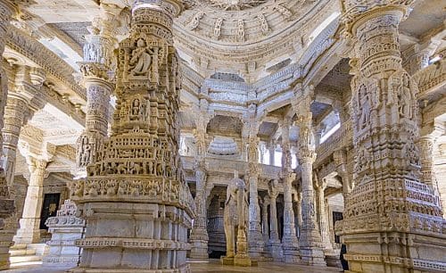 Pillars of Ranakpur Jain Temples (Copyright: DEBASIS)