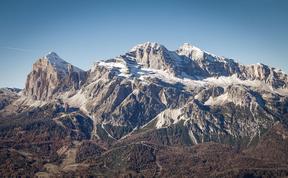 Cortina Tofane Dolomites 1372112 10 best luxury Ski destinations in the world