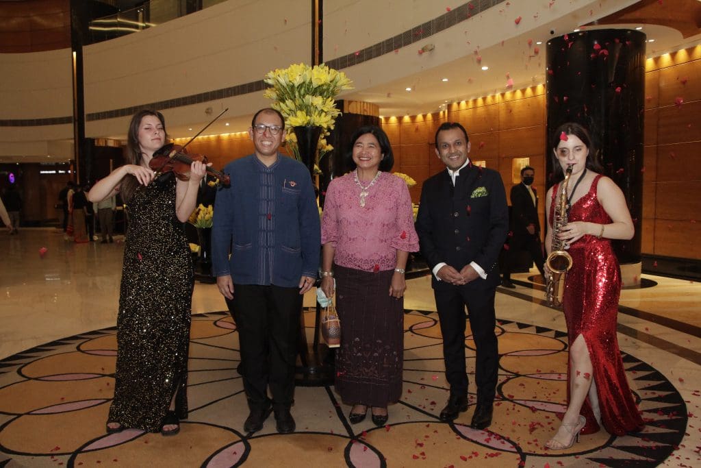  Celebrating Thailand’s Loy Krathong at Radisson Blu Plaza Delhi  