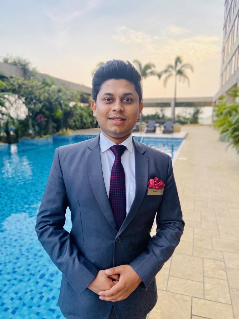 Sanket Gadikar subgerente de ventas Courtyard by Marriott Pune Chakan