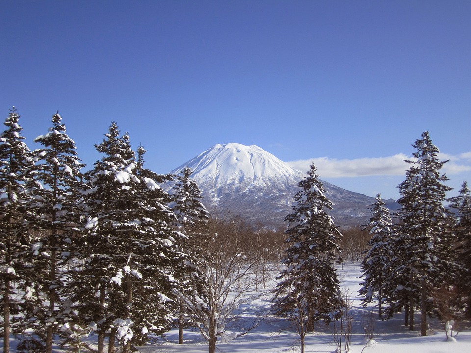 Snowboard Snow Niseko Japan Ski Mount Yotei 846008 10 best luxury Ski destinations in the world