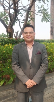 Awadesh Kumar Jha, Director de Alimentos y Bebidas, Holiday Inn Mumbai International Airport