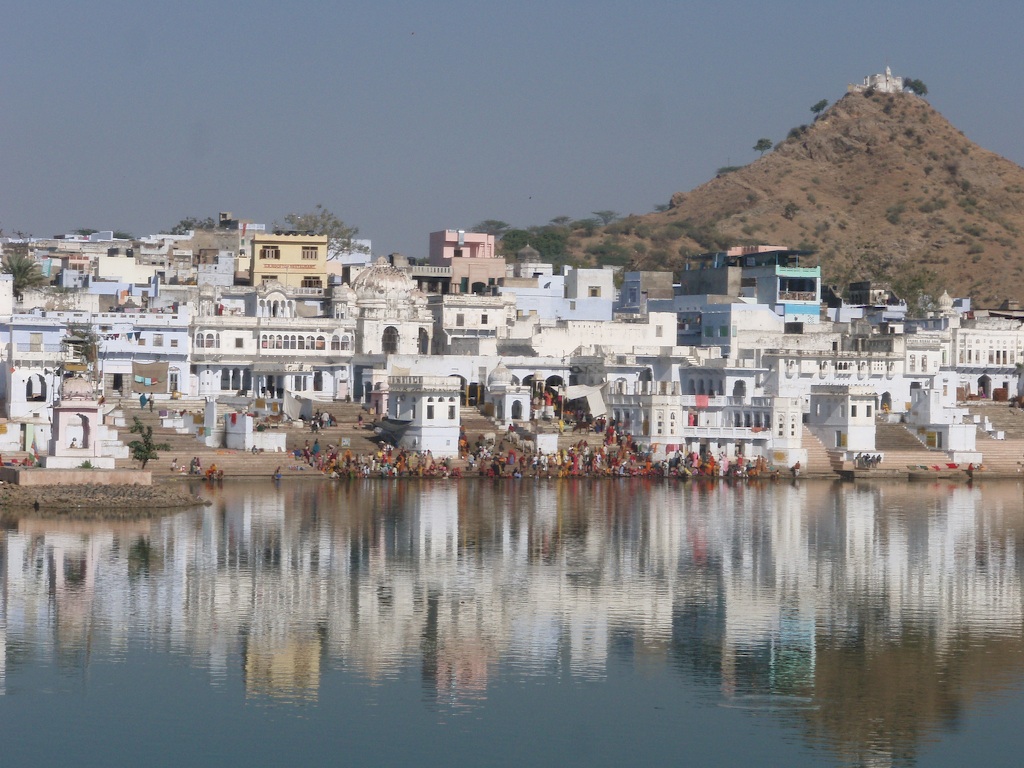 Bathing Ghats on Pushkar Lake Rajasthan A fascinating destination - Pushkar in Rajasthan offers 10 great attractions