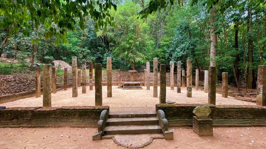 Lahabatge Ruins Rajagala