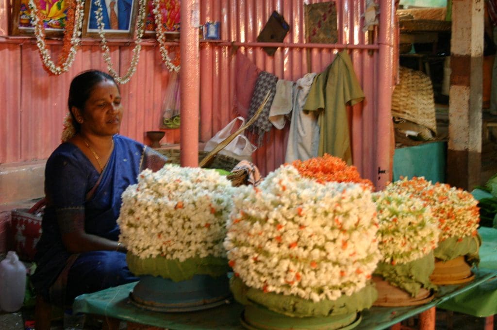Devaraja Market - fruit and vegetable market at night - jasmine flowers for sale. Image courtesy Avinash Bhat via Flickr