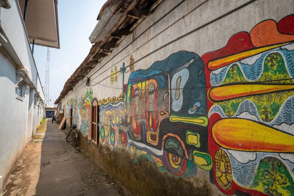 Street Art in Fort Kochi. Image courtesy Ijas Muhammed via Wikipedia Commons