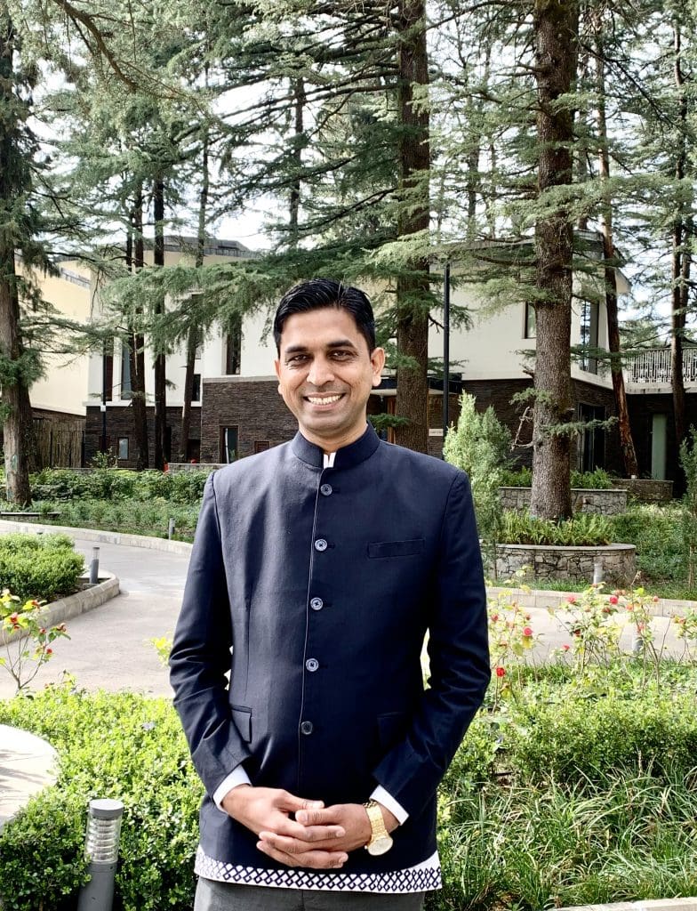 Sunil Kumar gerente de limpieza Hyatt Regency Dharamshala Resort