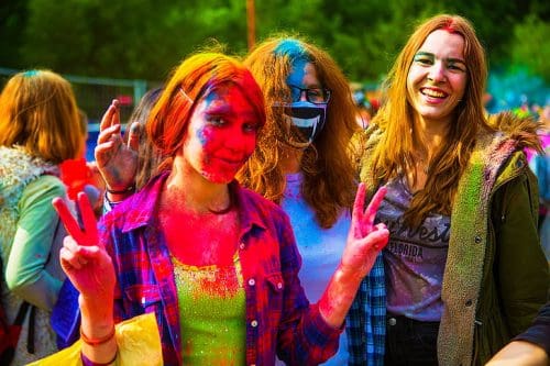 the festival of colors holly moscow 2017 preview Explosion of Colour: Holi Festival in 11 great locations with festive food and drink
