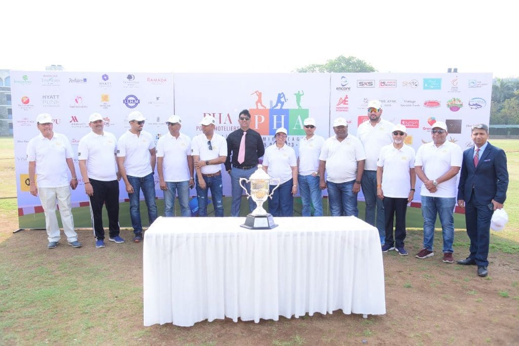 Torneo de críquet entre hoteles PHAPL 5.0 organizado por la Asociación de Hoteleros de Poona