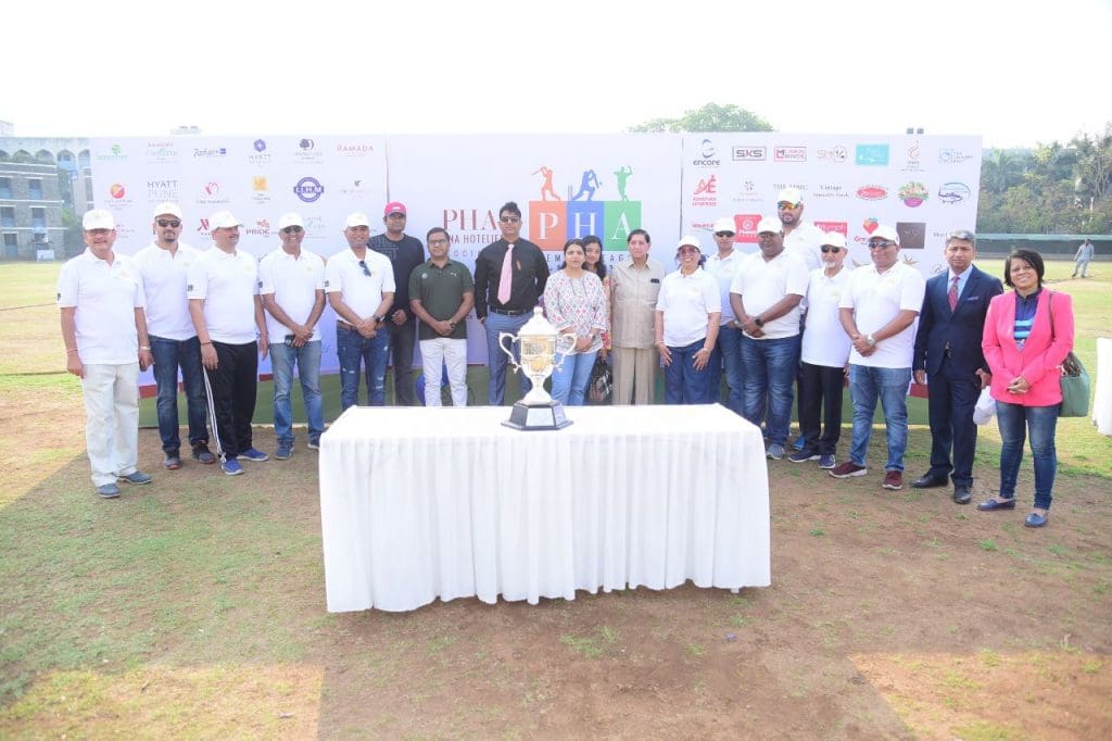 Torneo de críquet entre hoteles PHAPL 5.0 organizado por la Asociación de Hoteleros de Poona