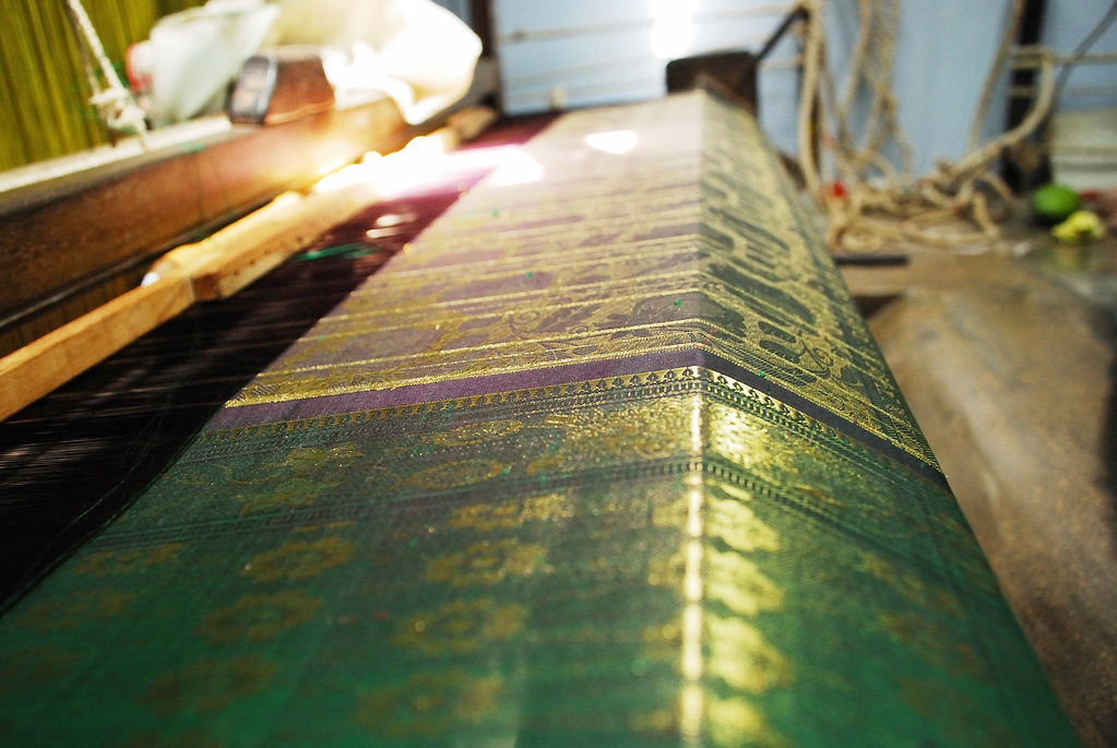 Producción de kanchipuram sari