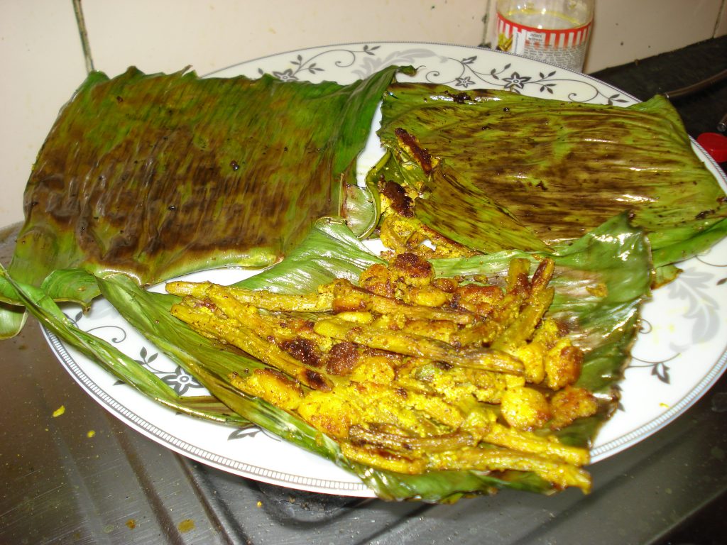 Kochur loti diye chingri maach Explore los sabores exóticos de Bengala: ¡9 platos menos conocidos pero deliciosos para probar!