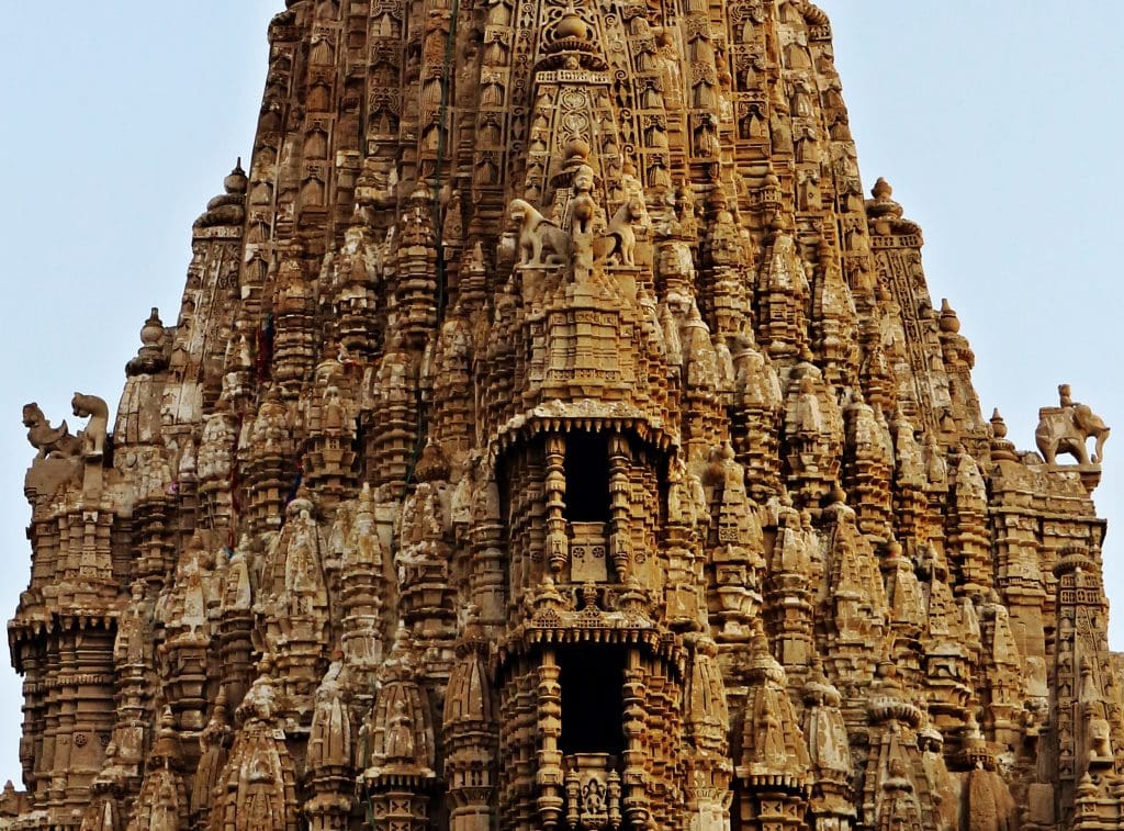 Dwarkadhish Temple Dwarka Temple Tower Image credit: MADHURANTHAKAN JAGADEESAN via Wikipedia Commons