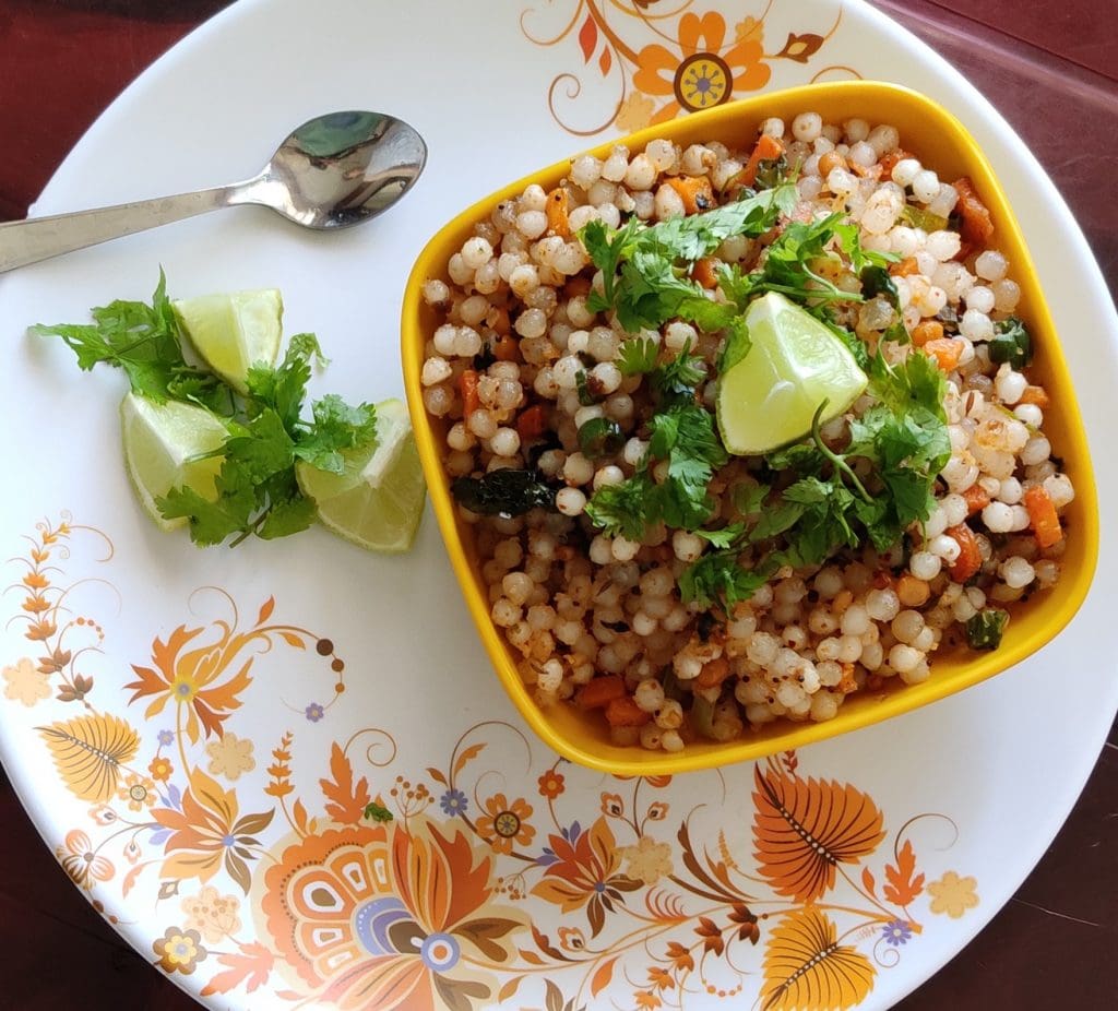  Top 10 dishes of Chhattisgarh - Image courtesy Mdsmds0 via Wikipedia Commons - Sabudana khichdi 