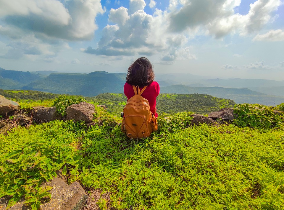 Sit atop a peak, basking in nature's grandeur - Meghalaya