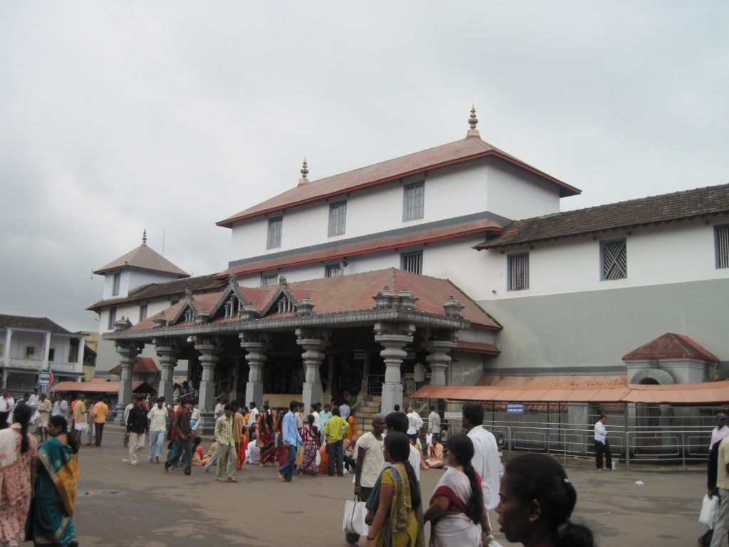 Temples in Karnataka  Dharmasthala Manjunatha Temple Courtesy Vedamurthy J via Wikipedia Commons