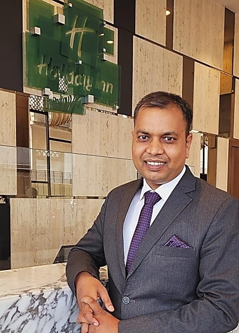 Mukesh Singh, Gerente de Seguridad, Holiday Inn, Aeropuerto de Kolkata