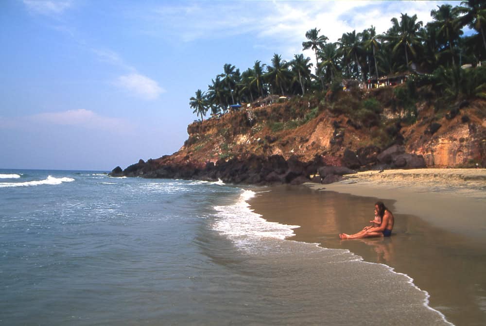 Monsoon Holiday break: Varkala Beach Image courtesy: Fotograferad av Henryk Kotowski via Wikipedia Commons